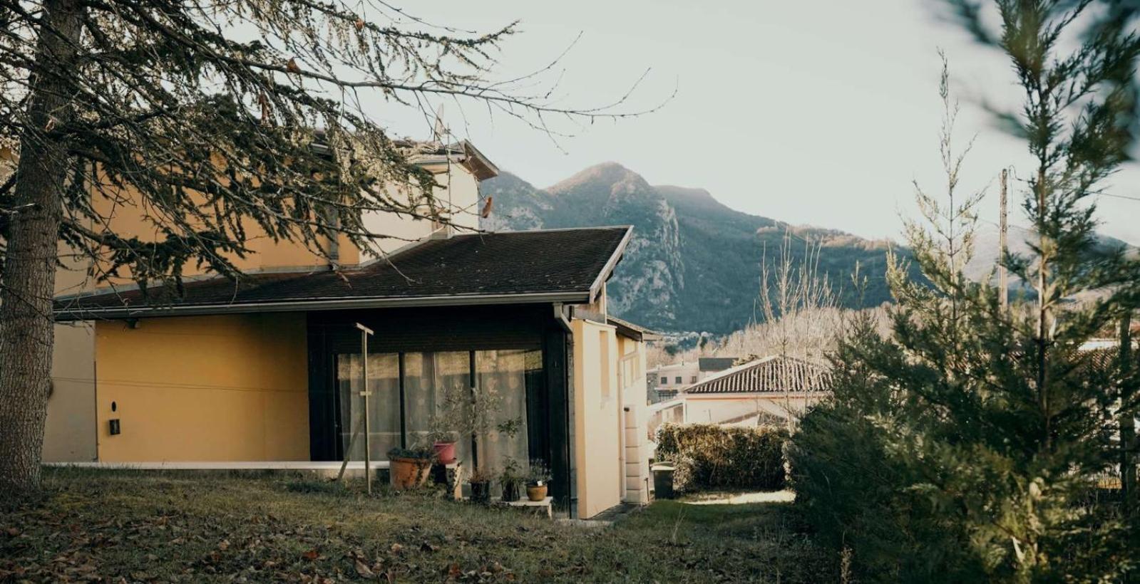 Apartament Le Nopal Bleu Tarascon-sur-Ariège Zewnętrze zdjęcie
